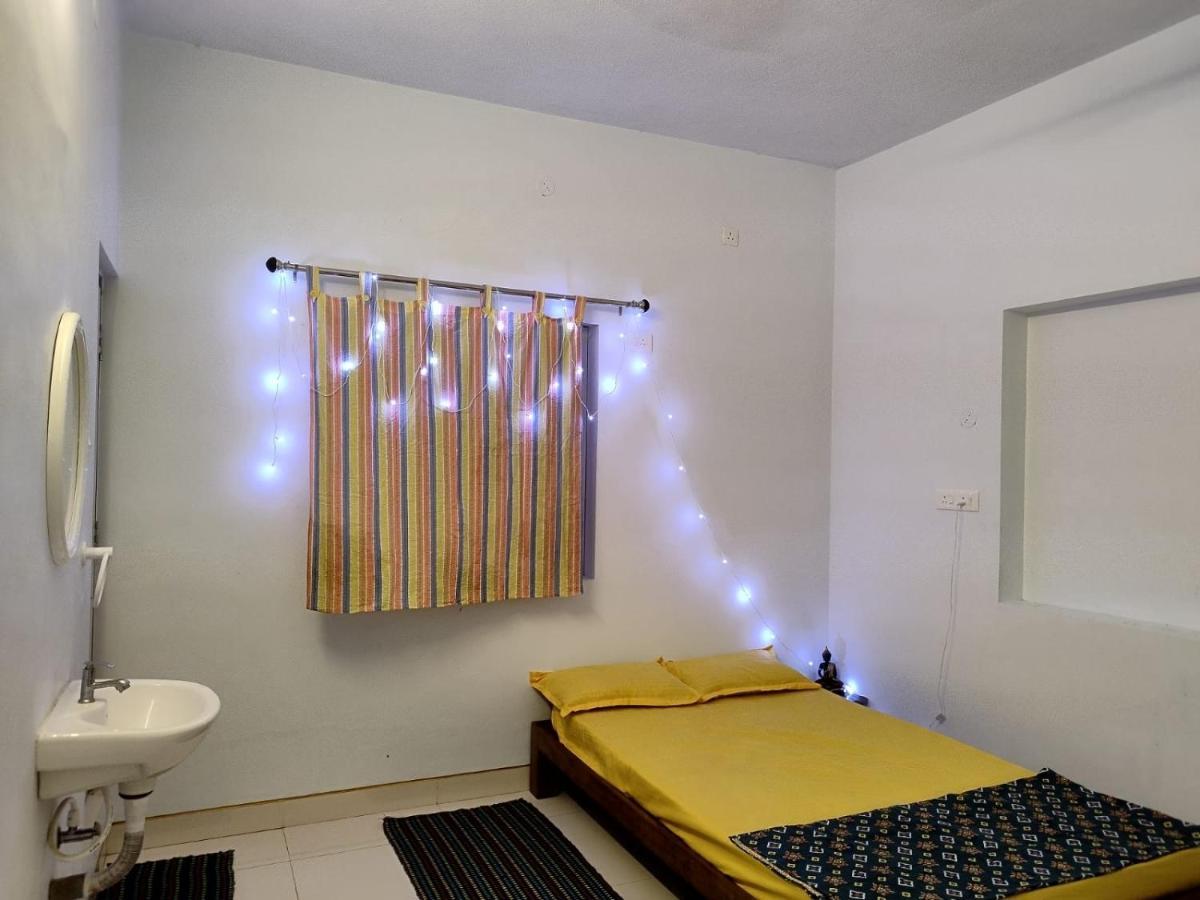 Funk Monk Hostel オーロヴィル エクステリア 写真