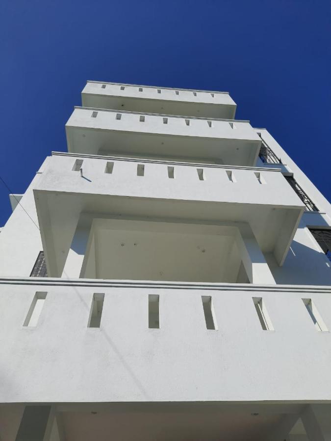 Funk Monk Hostel オーロヴィル エクステリア 写真