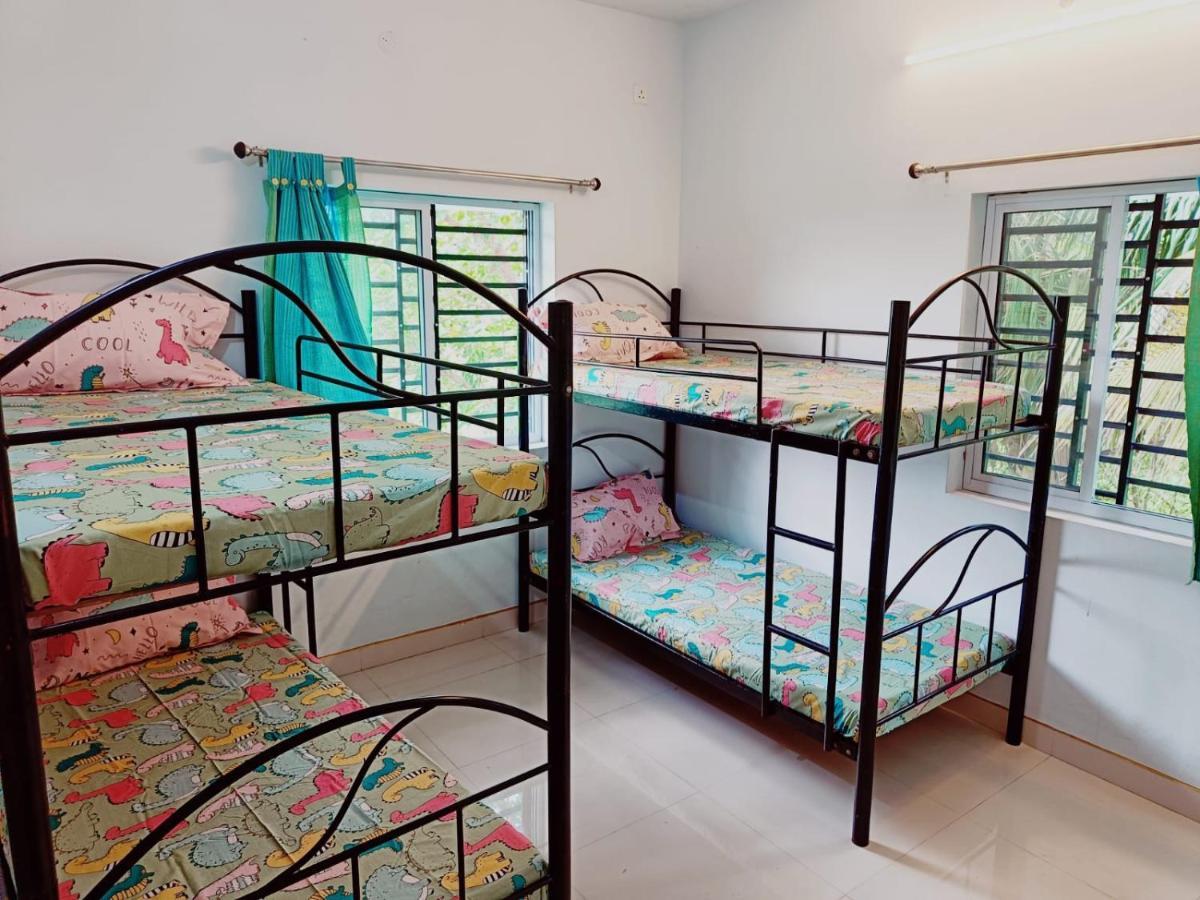 Funk Monk Hostel オーロヴィル エクステリア 写真