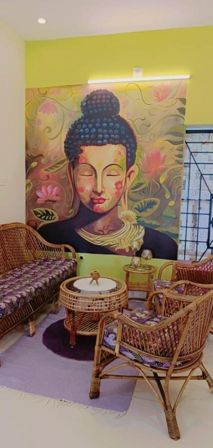 Funk Monk Hostel オーロヴィル エクステリア 写真