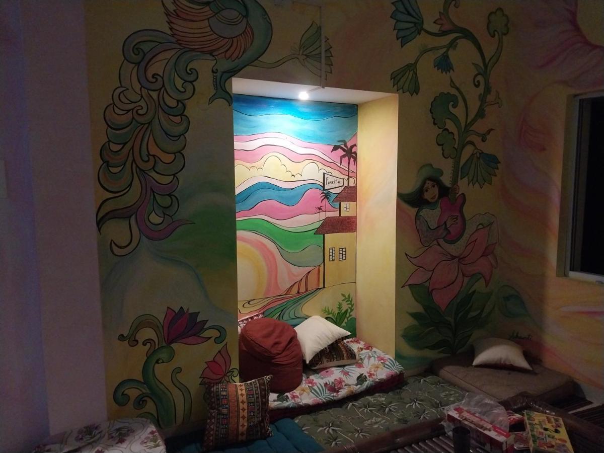 Funk Monk Hostel オーロヴィル エクステリア 写真